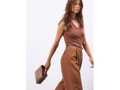 Kvalitatīva sieviešu soma – materiāli, šuves un detaļas