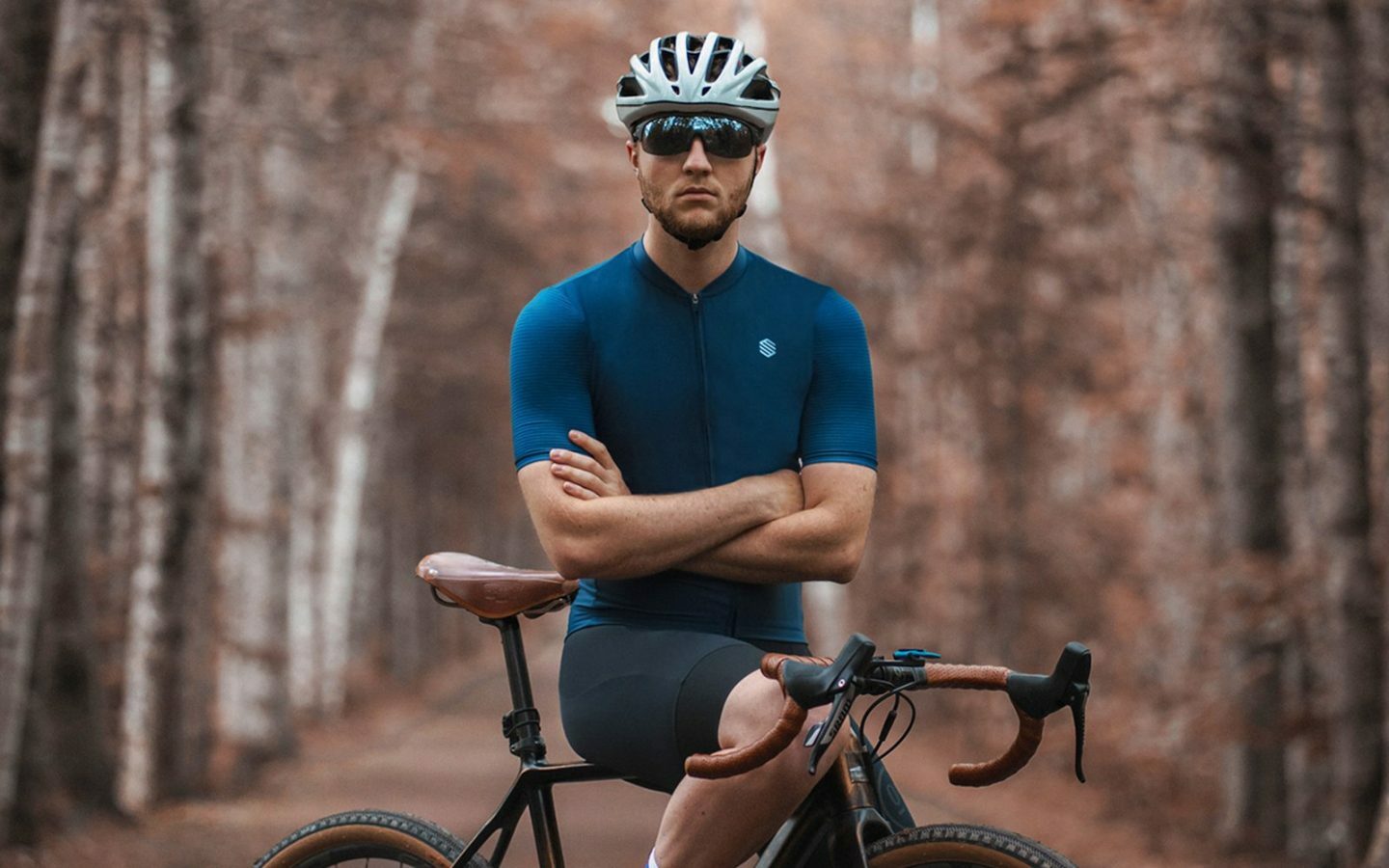 Velosipēdistu apģērbs Облекло за велосипедисти