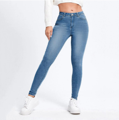 Sieviešu “Slim Fit” džinsi Modora.lv Sieviešu “Slim Fit” džinsi Modora.lv
